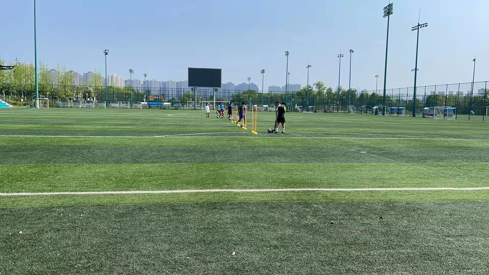 2022体育单招各项目录取,2022年体育单招和高水平录取顺序