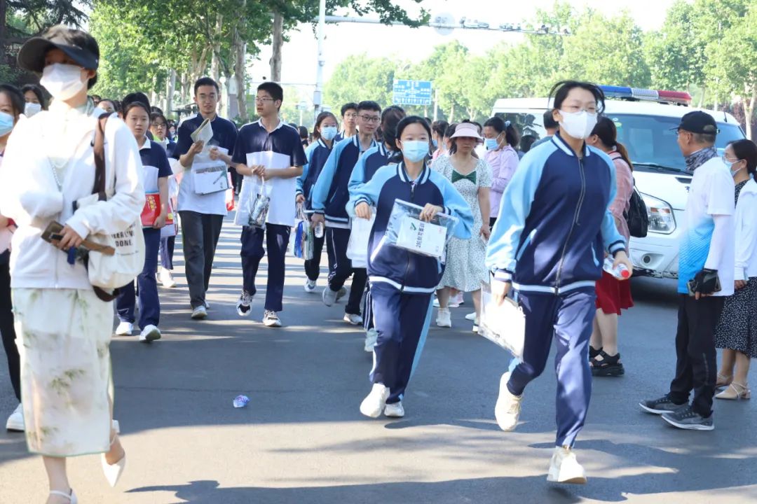 二选一作文叫什么作文,二选一立意作文