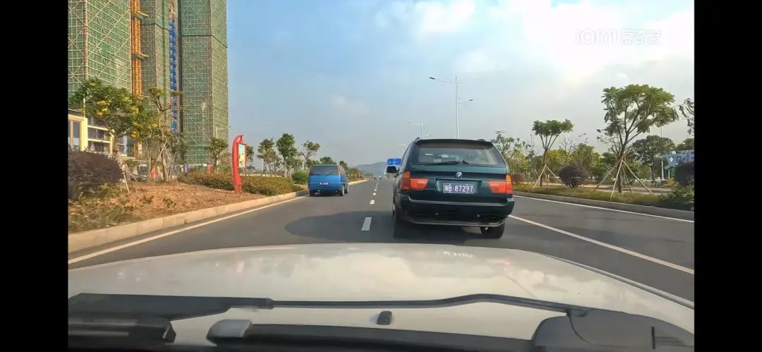 狂飙陈书婷霸气时刻,狂飙陈书婷开的车