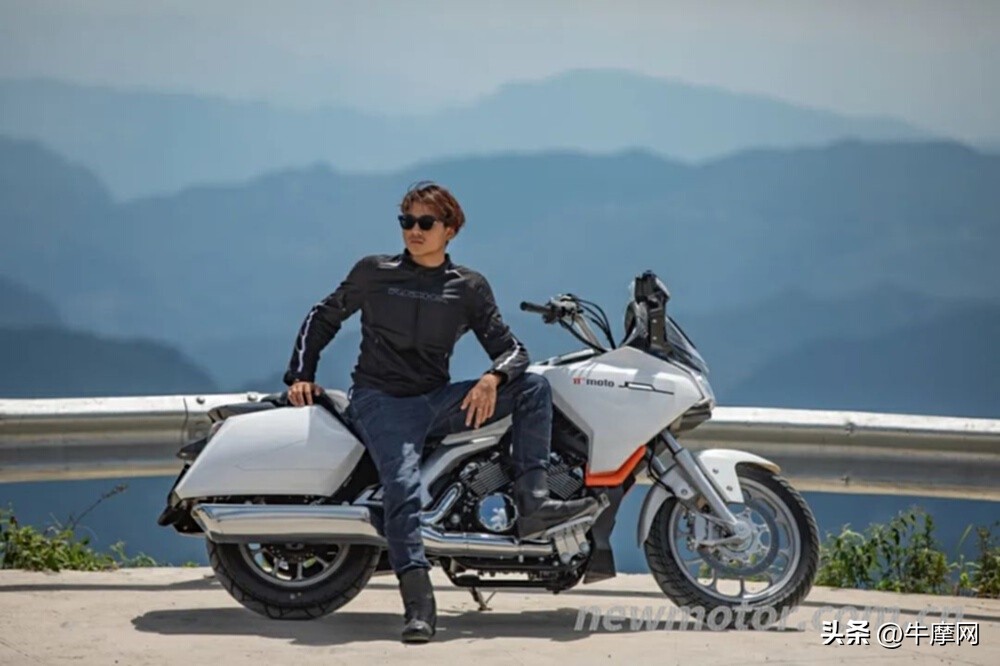 派方正式出圈!星舰324888元起,引力15013999元起|还有650巡航