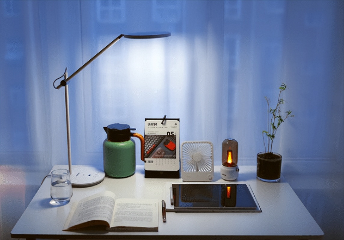 什么牌子台灯好用不伤眼睛？盘点国内值得入手的护眼灯