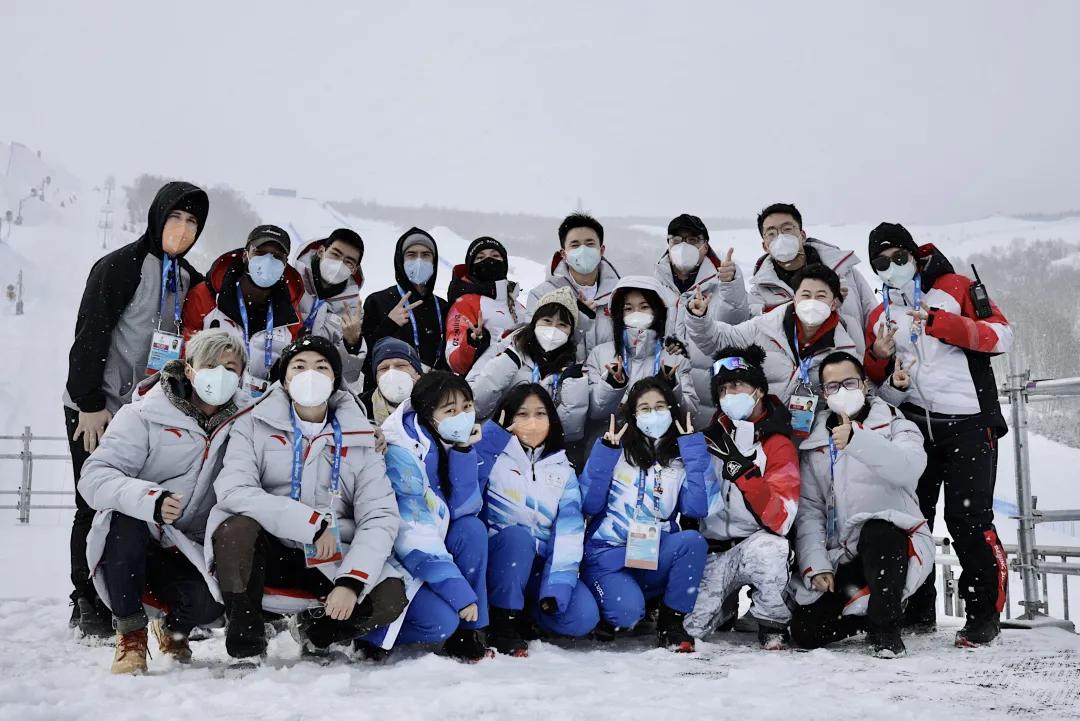 冬奥精彩瞬间集锦解说,冬奥闭幕式精彩瞬间康辉