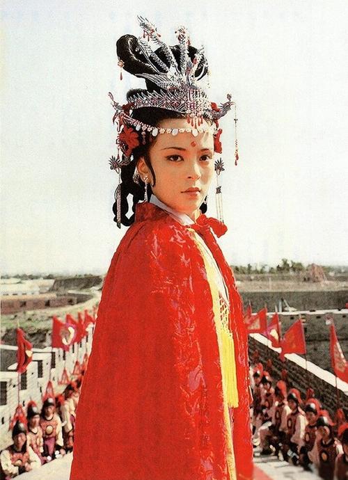 红楼梦风筝歌曲,红楼梦四春是哪四个女子