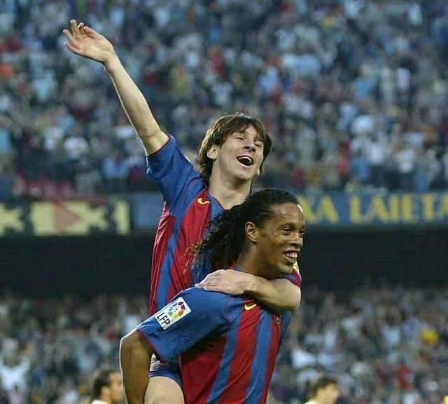 梅西十大过人名场面,盘点梅西的招牌动作