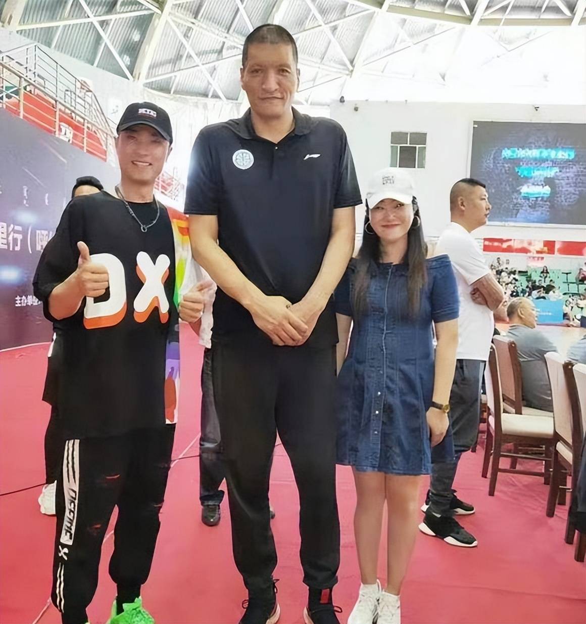 CBA巴特尔传奇故事？巴特尔北京美国豪宅曝光？巴特尔子女的事业