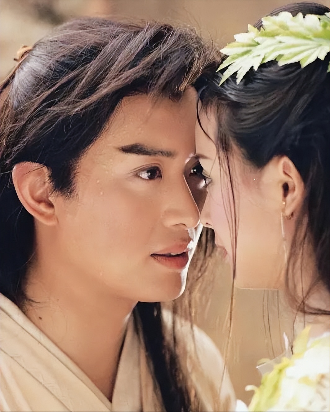 明明很帅自己却觉得很丑,明明很帅却打扮很丑