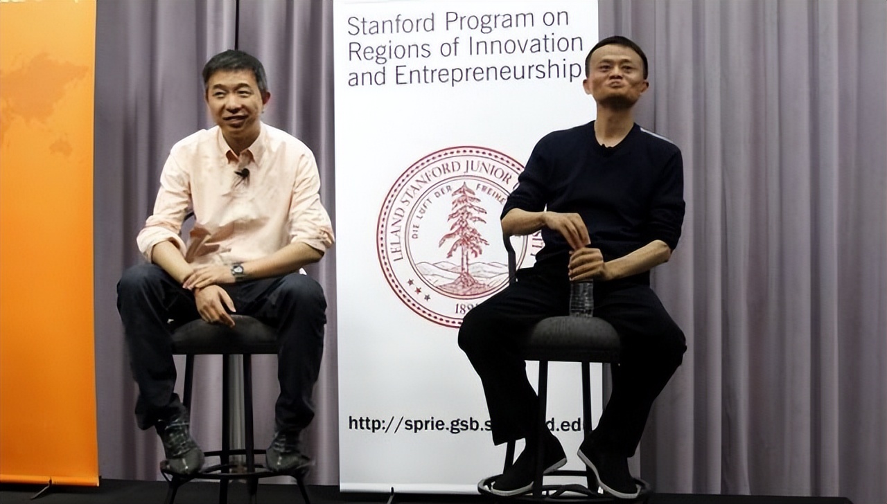 直接不装了，阿里亮出“王牌”