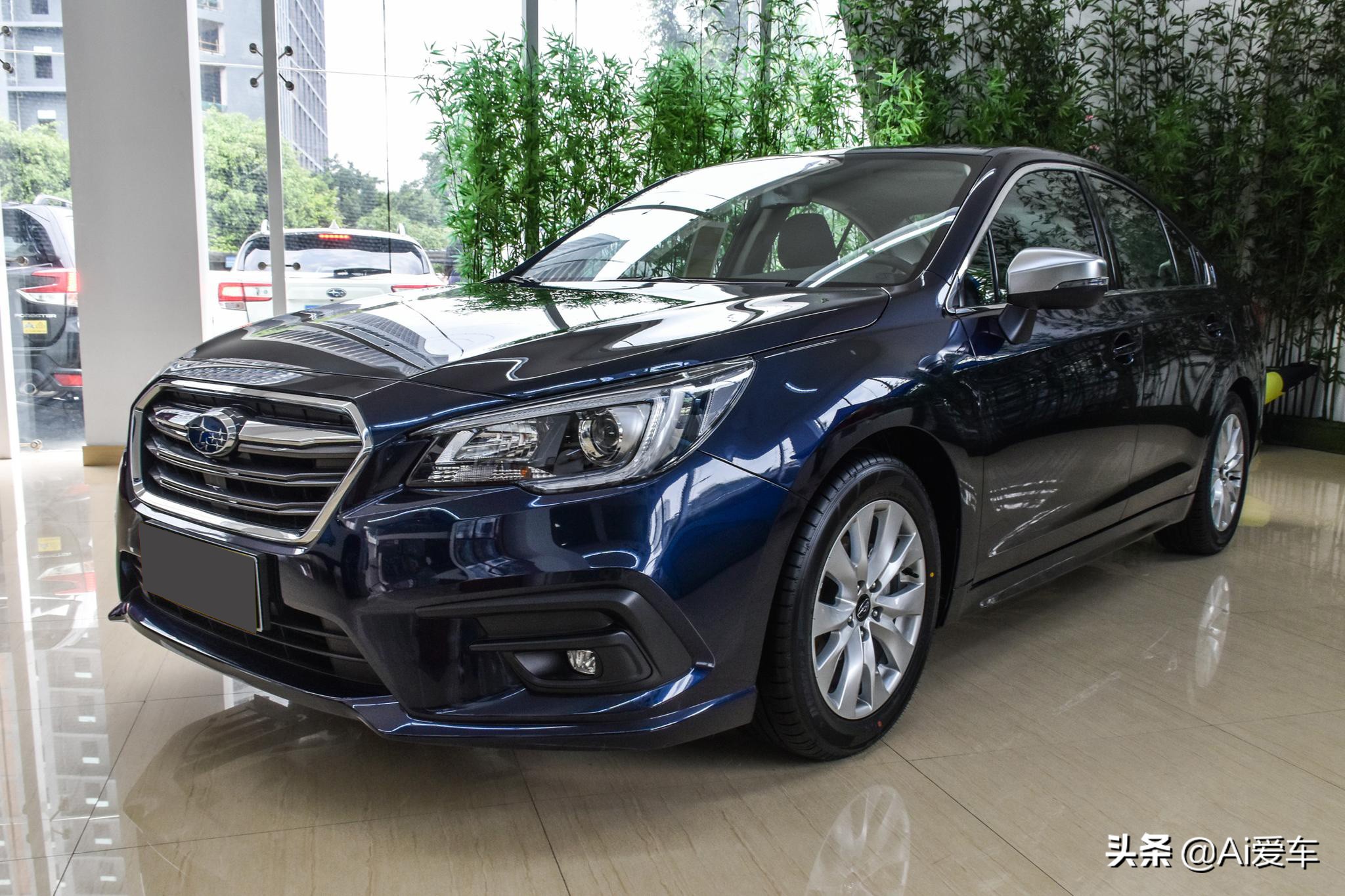 斯巴鲁力狮四驱顶配多少钱,省油性价比高的日系轿车