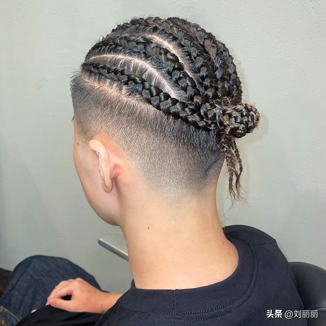 男士短发精神阳光发型,中年男士看起来精神的短发发型