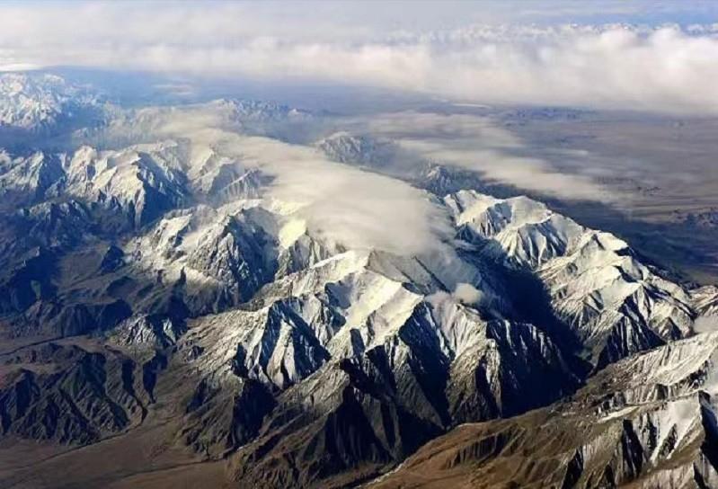 资源总量全球第四，75%却靠进口，中国铁矿为何不进行国内开发？