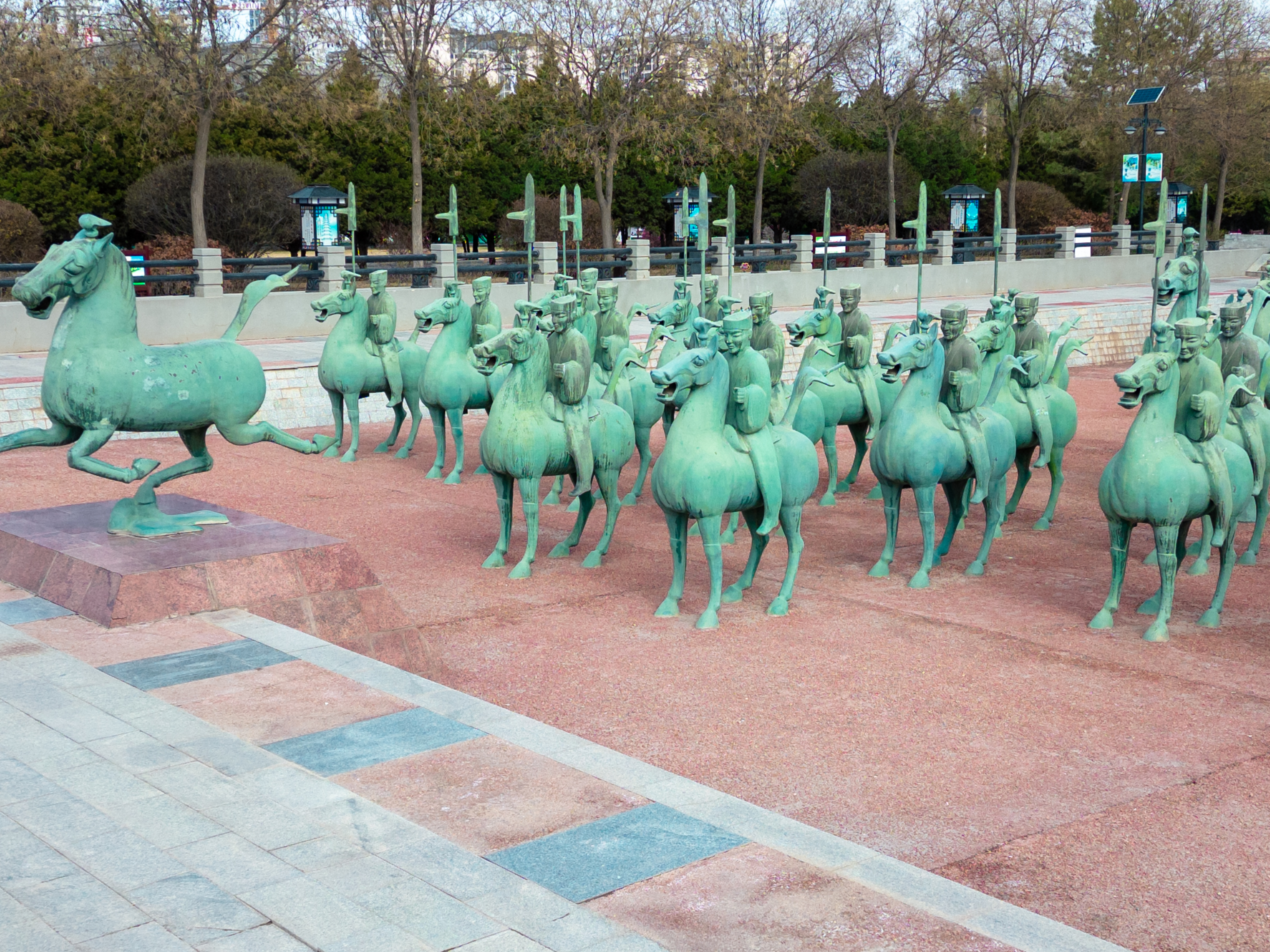 凉州不凉米粮川：人间四月天，行游河西天府之国“银武威”