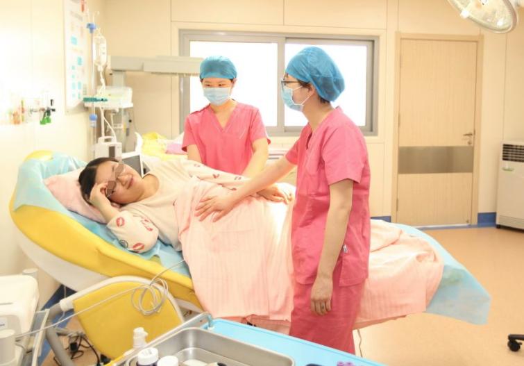 开宫口慢的孕妇,分娩如何快速开十指