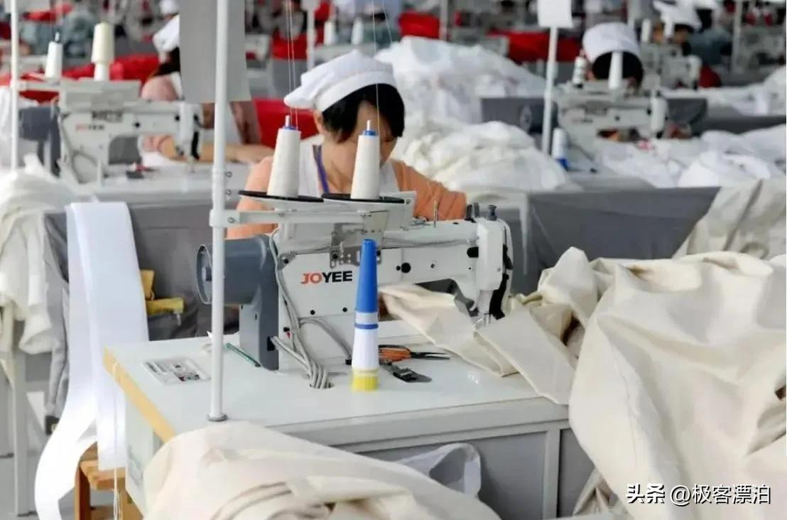 藏得太深！宁德时代和比亚迪的“幕后大佬”，居然是卖西服的？