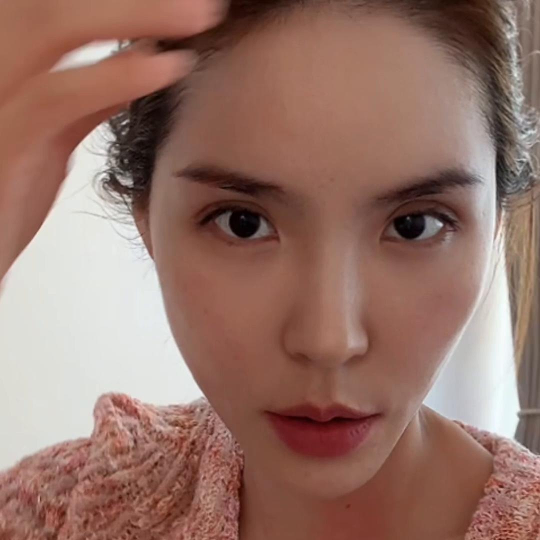 教脸部保养的老阿姨,67岁老阿姨教你全脸紧致