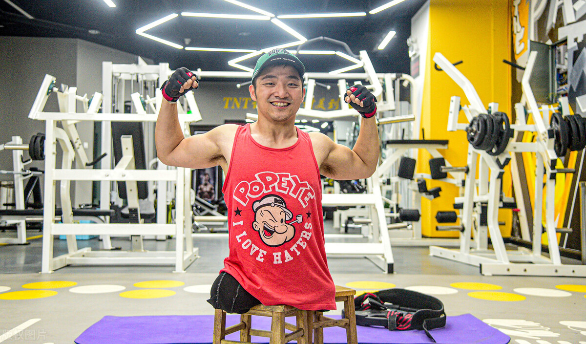 简单实用的健身房系统,好的健身房都有哪些设备