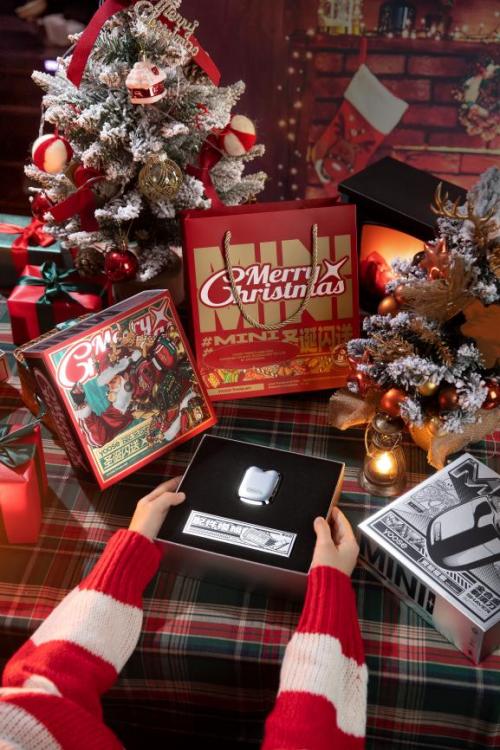 yoose剃须刀新春限量款,yoose剃须刀有圣诞节版的吗