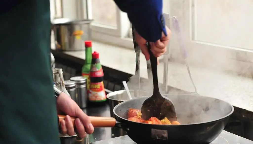 石家庄室内门推荐,石家庄室内门窗装修