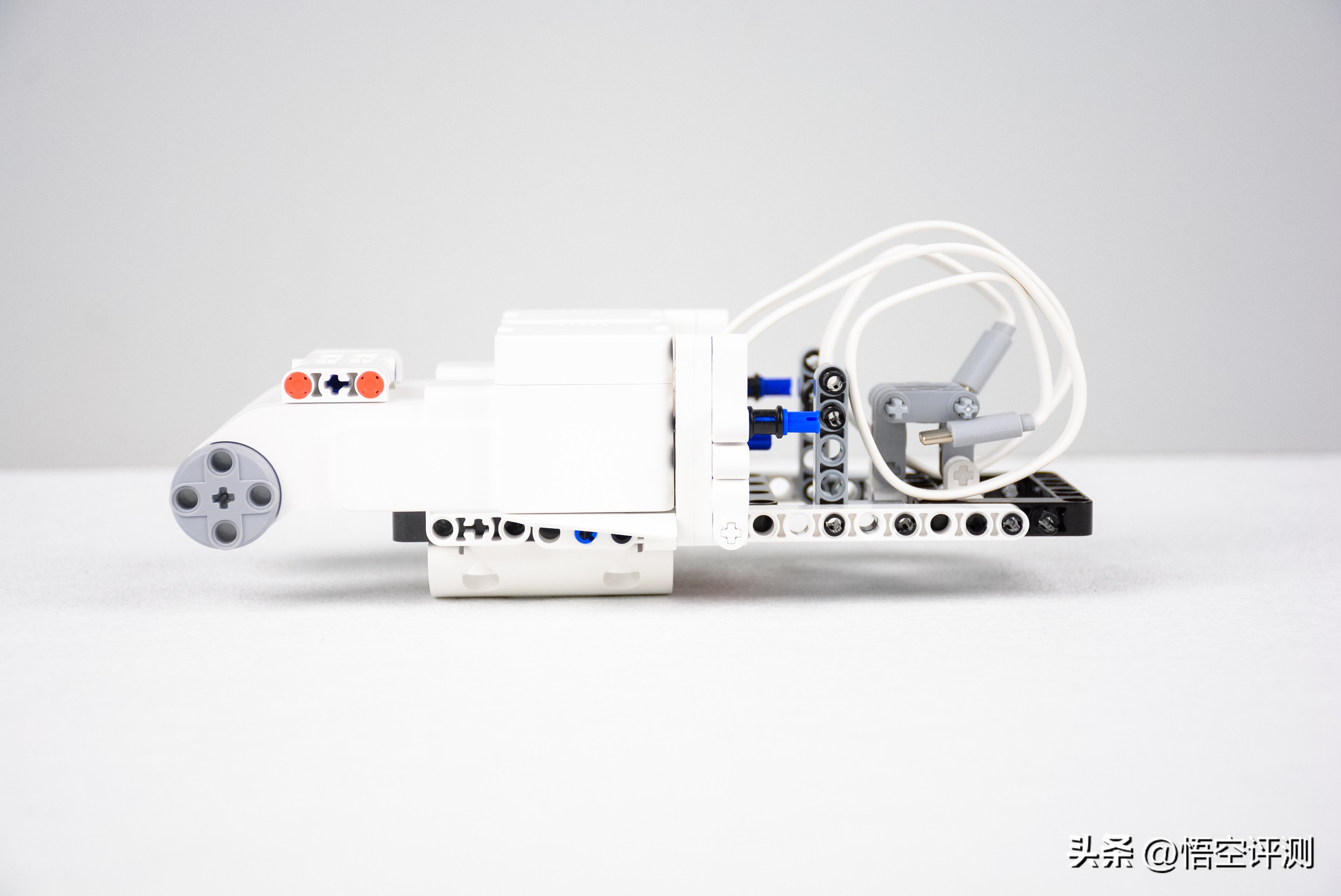 积木可编程机器人,ONEBOT积木平衡机器人2代