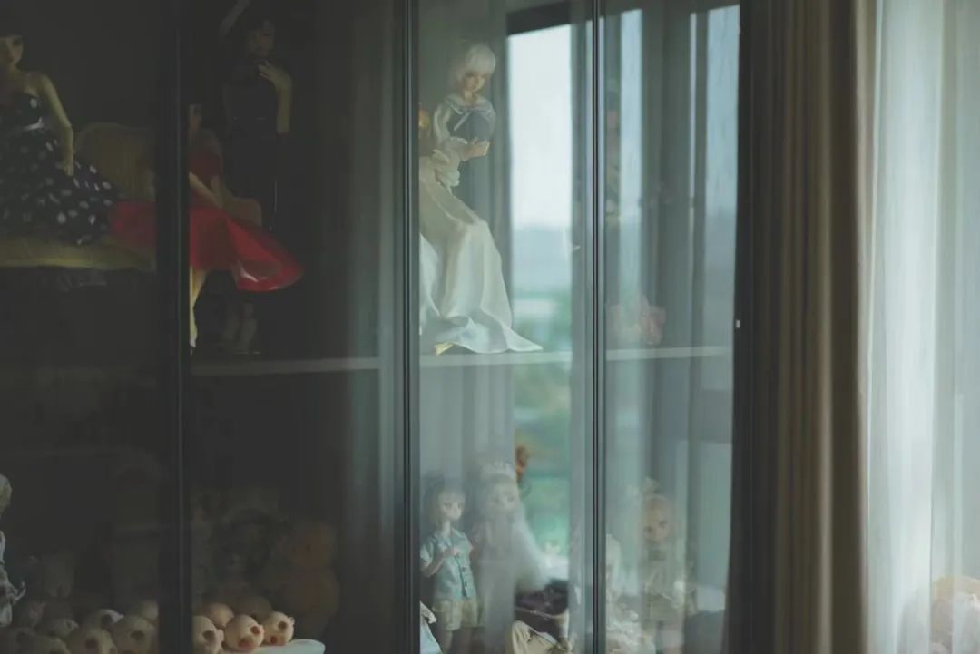 北京夫妻的120㎡新家火了，全屋刷大白墙，却有藏不住的高级感