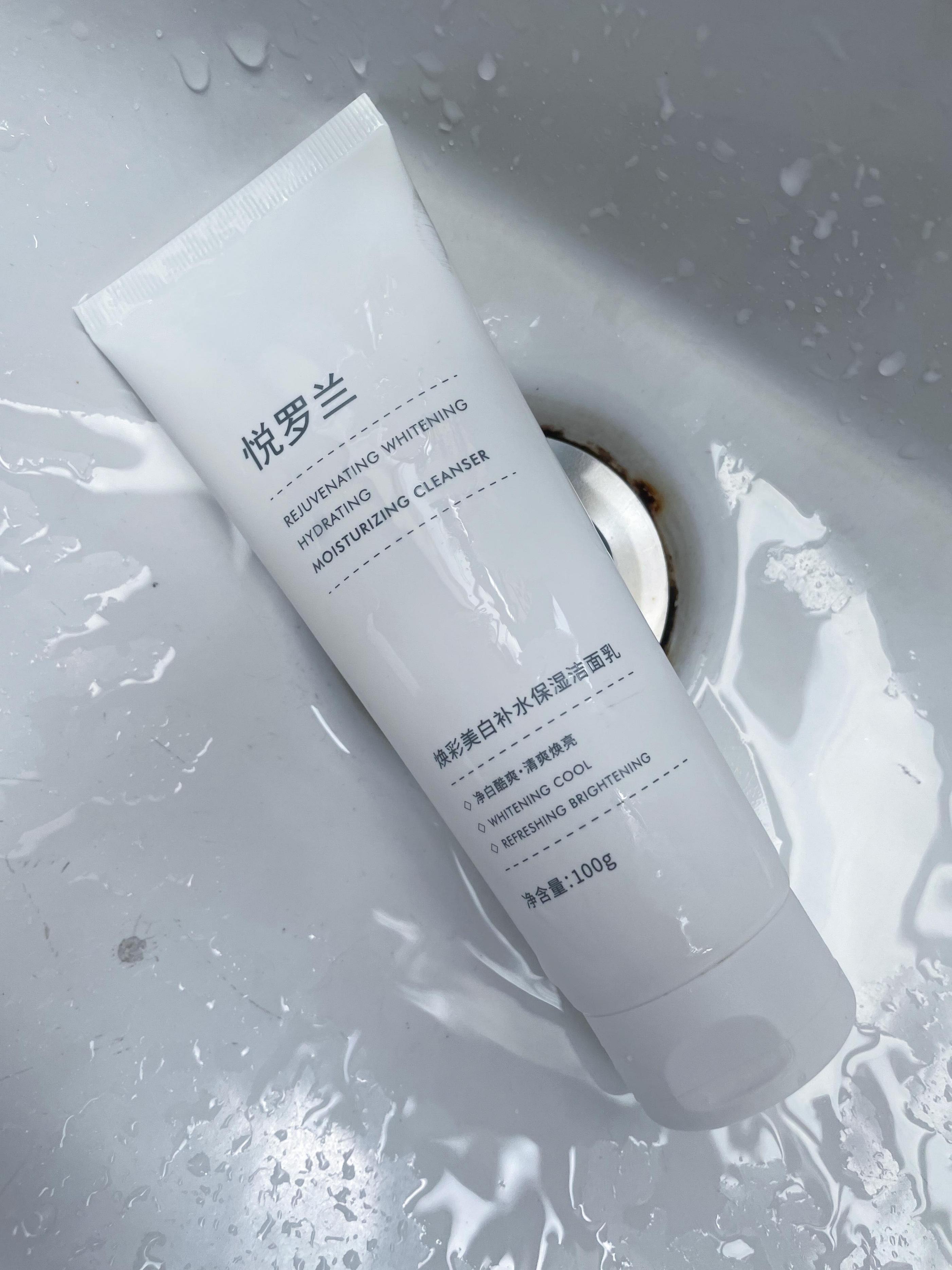 什么样的洗面奶好用女士,公认最好用的洗面奶2022年有哪些