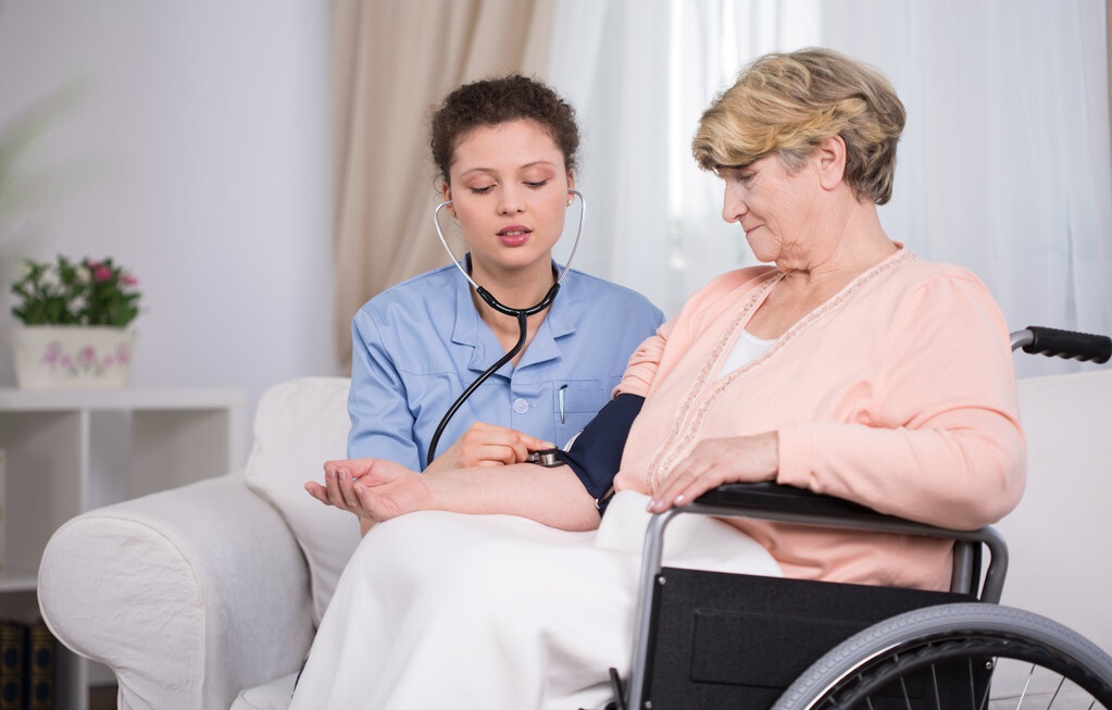 有高血压的人要注意运动频率,高血压除了降压还得降心率吗