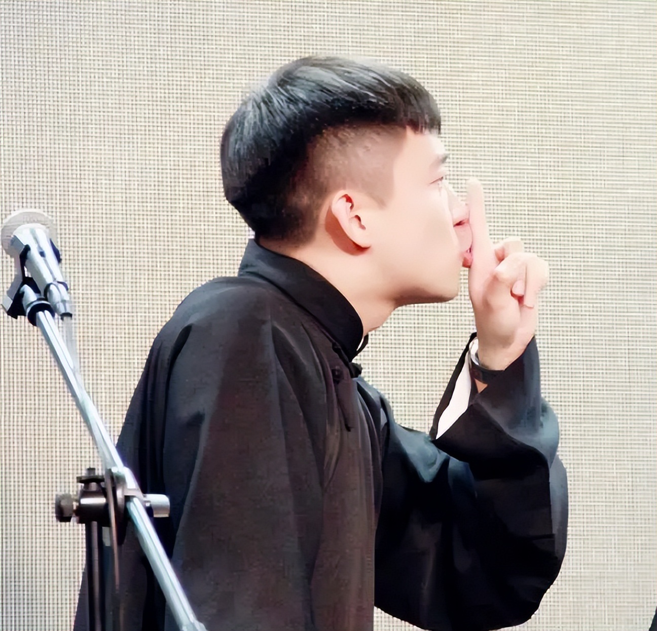 曹云金从开始到现在,曹云金引发传统热度