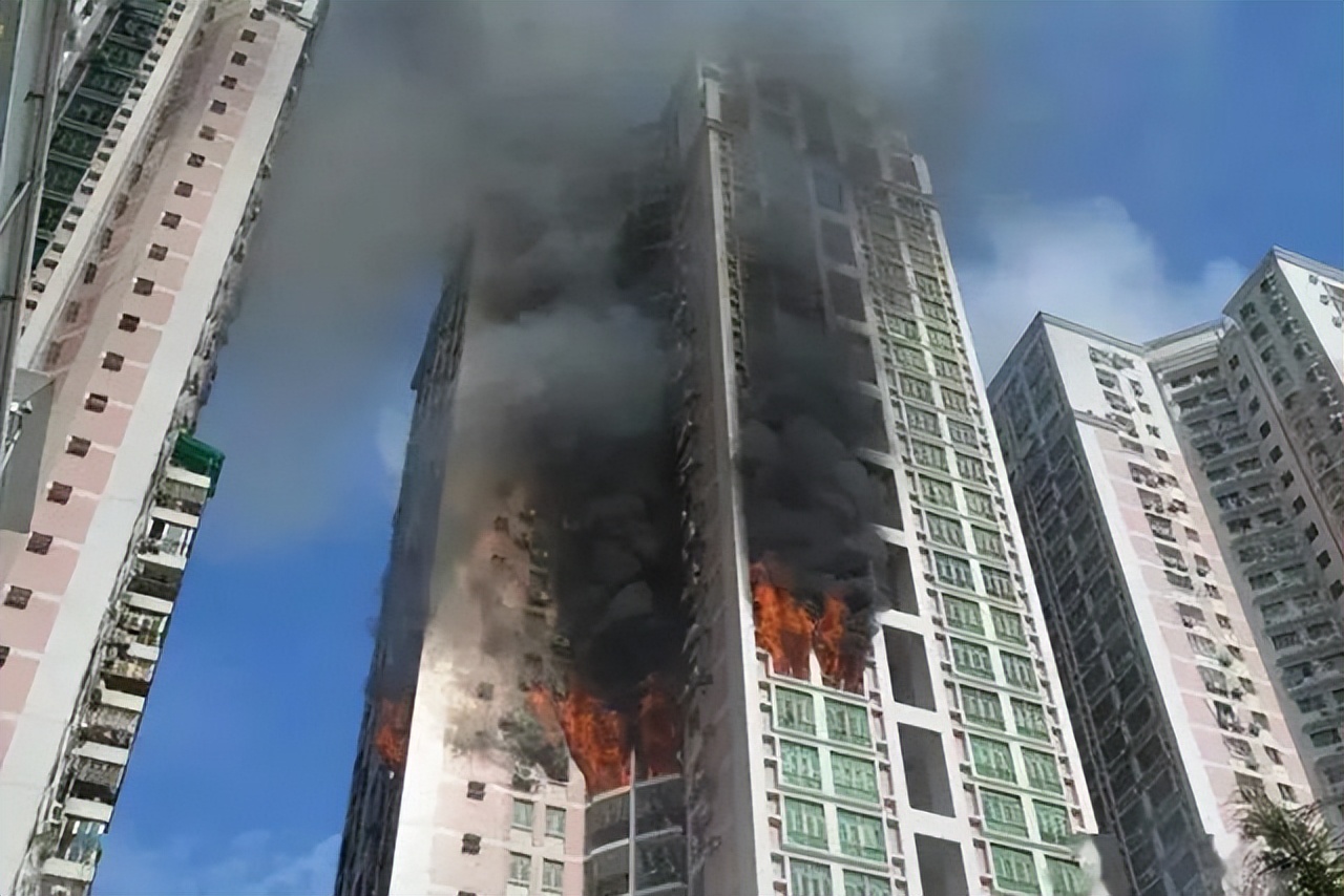 高层楼怎么逃生有逃生通道吗,高层建筑逃生自救常识