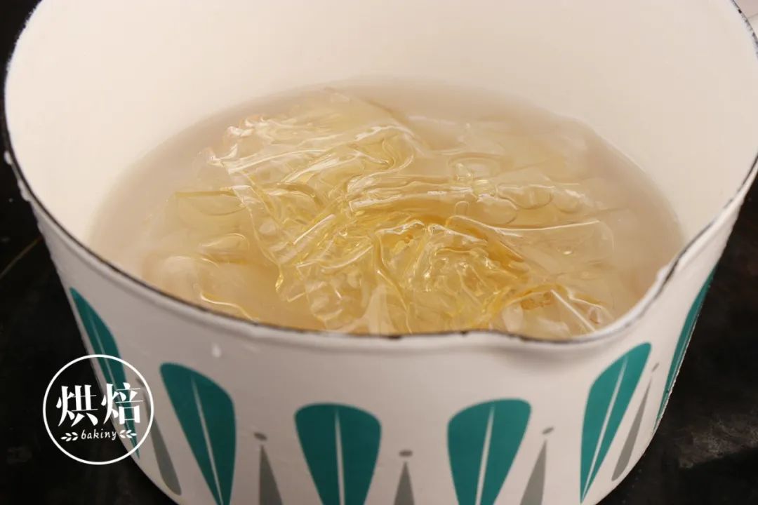 心动预警甜丧片段,玫瑰荔枝提拉米苏冬天