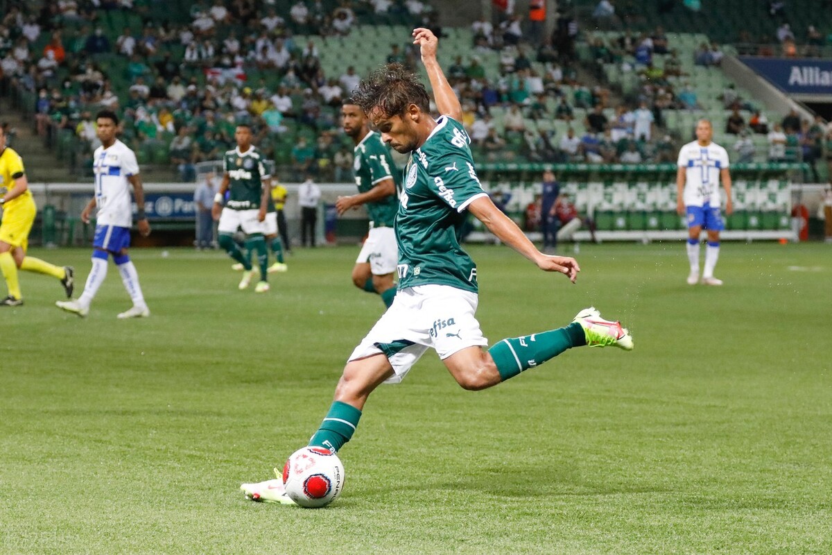 铁路工场vs客队圣保罗比赛结果,科隆竞技vs波特诺山丘比分预测