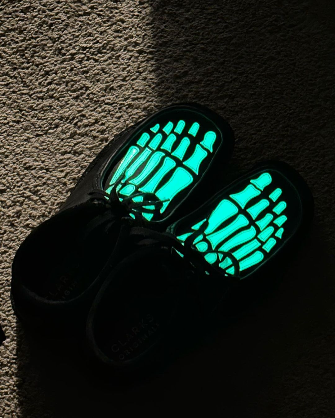 不接地气接“地府”，这潮鞋玩很大！