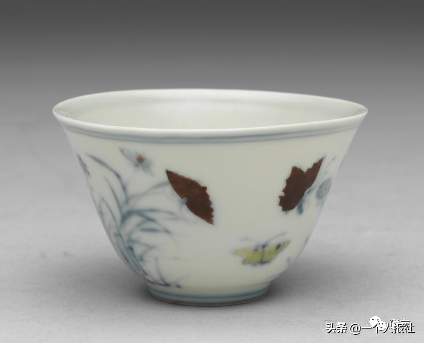 瓷中臻品景德镇,斗彩瓷的历史记录