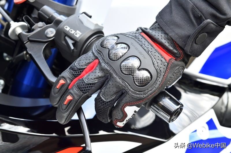 非常实惠又好用的一款手套,热销冬季款手套