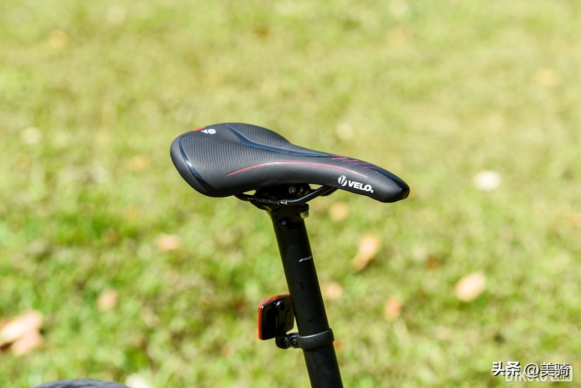 19款三阳火凤凰fnx150评测,19款三阳火凤凰fnx150测评