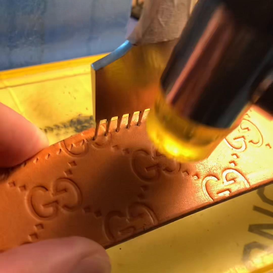 老婆送自己腰带,老婆送的皮带五年才坏