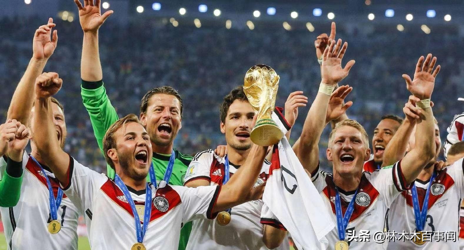 格策将冠军献给罗伊斯,世界杯绝杀功臣格策重返德甲赛场