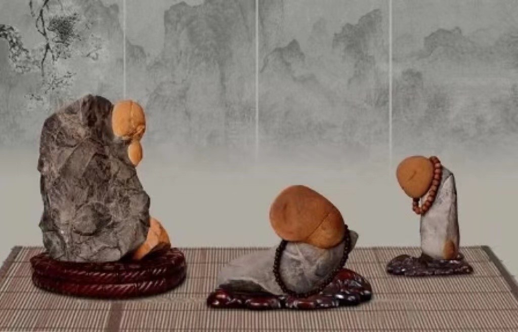 看啊，这些石头已修炼成佛