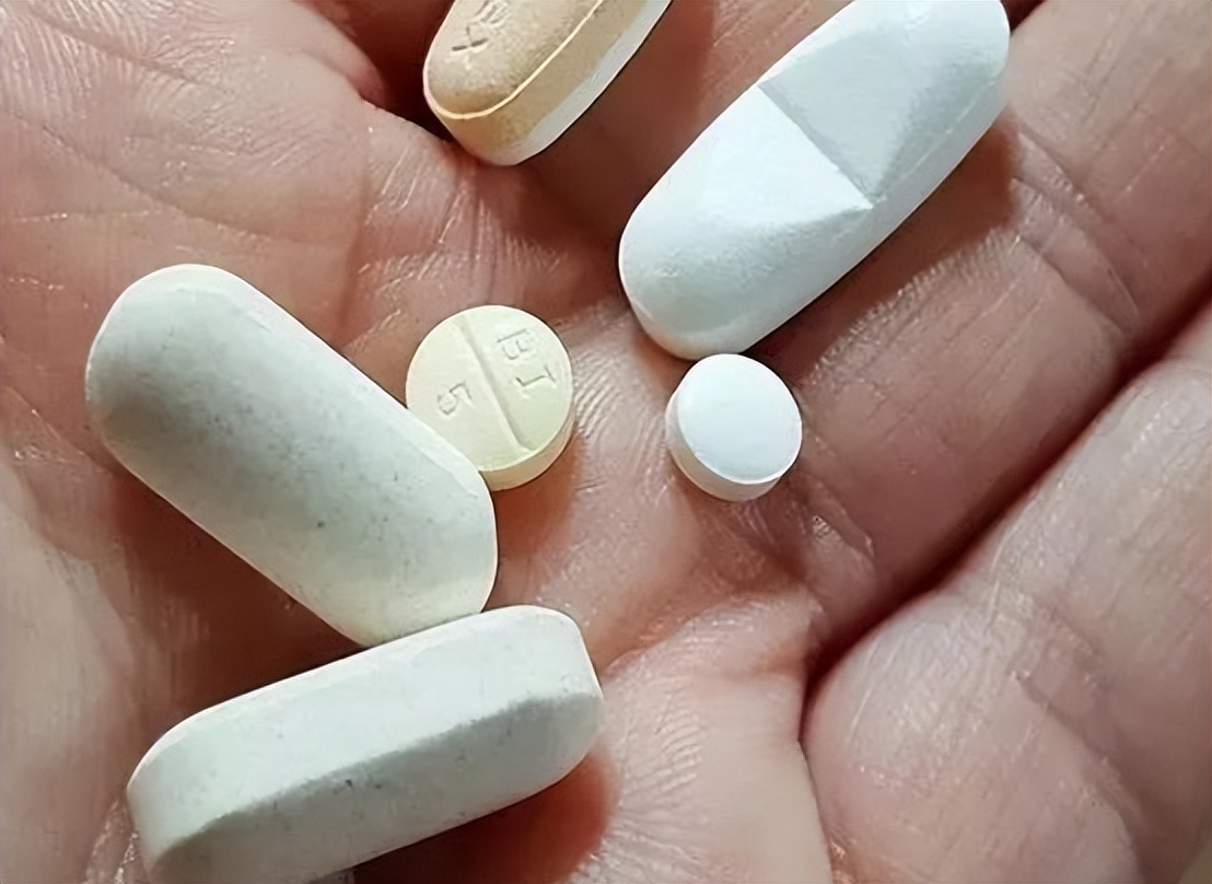 “*眠药安**自杀”没有痛苦？吞下100片*眠药安**后，身体会怎么样？