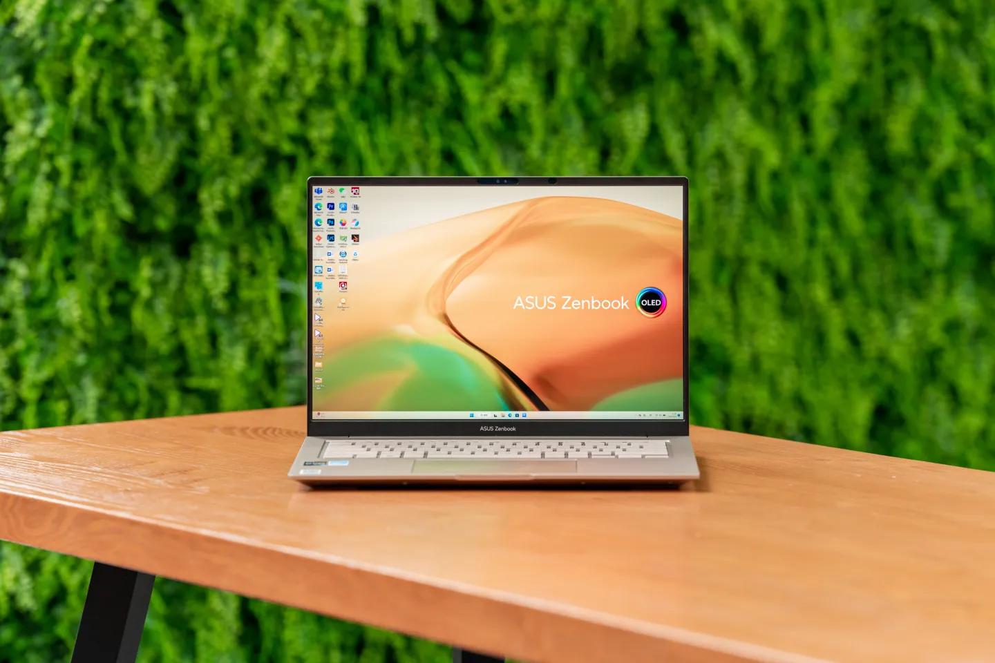 92%屏占比高续航轻薄本华硕灵耀14,2029款华硕灵耀14笔记本值得买吗