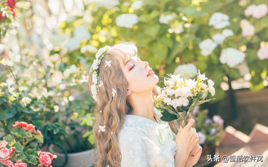 绝美华丽洛丽塔写真,白色蛋卷夹长发洛丽塔艺术照