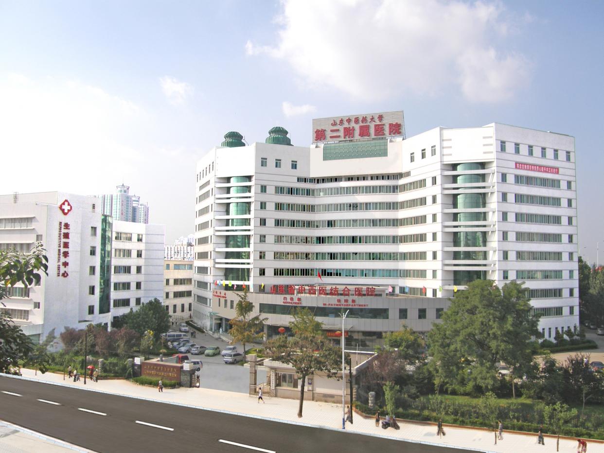 济南市中心医院里的老建筑,济南新建的中医医院
