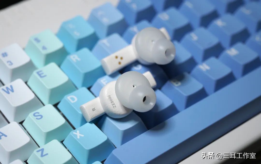 final耳机ze8000,finalze8000真无线降噪耳机拆解