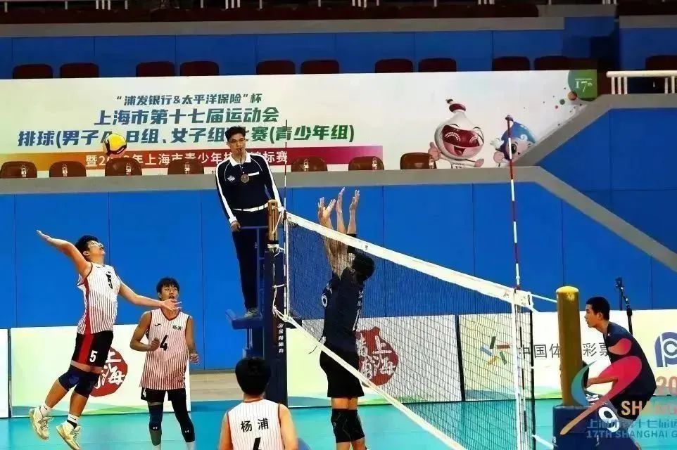 青春飞扬现场表演,市运会赛场上的精彩瞬间