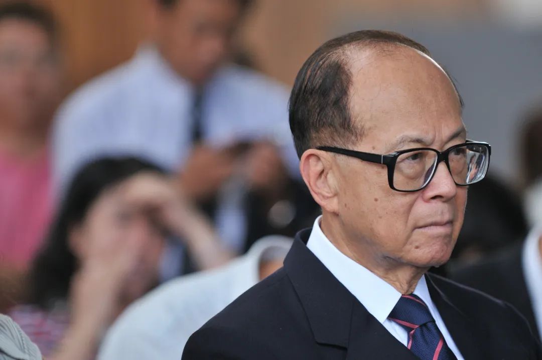 李嘉诚不是亚洲首富吗,李嘉诚不是恒大集团的股东吗