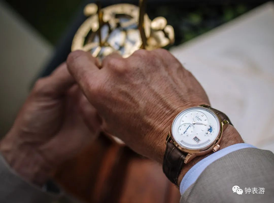 德式最美偏心年历