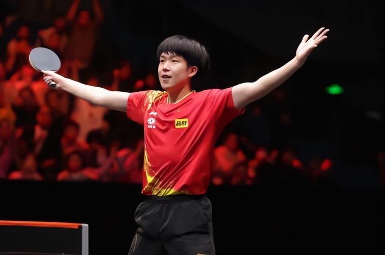 刘国梁让王楚钦解说马龙和孙颖莎,刘国梁任命队长