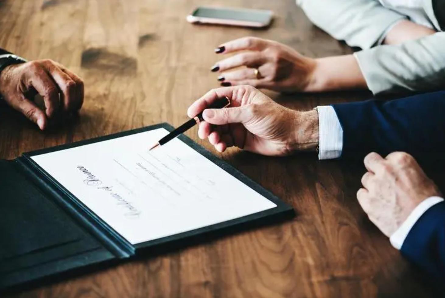 微博名誉侵权适用时有哪些特殊性,微博名誉侵权如何立案