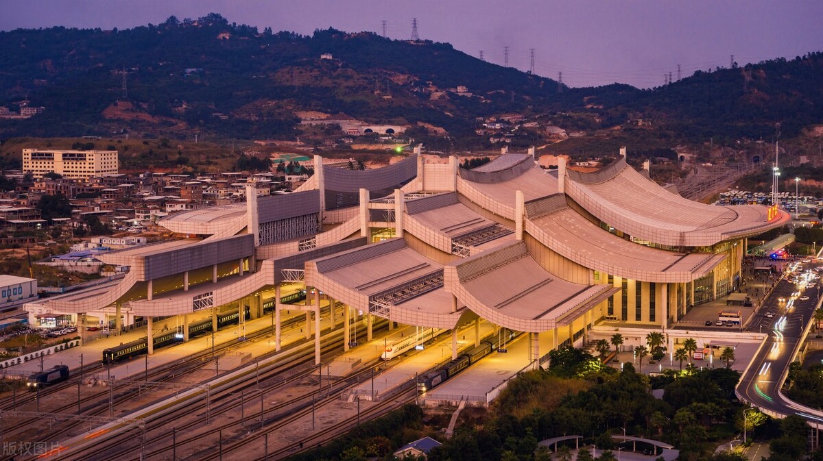 厦门旅游指南报价表最新版查询,漫游厦门旅游攻略