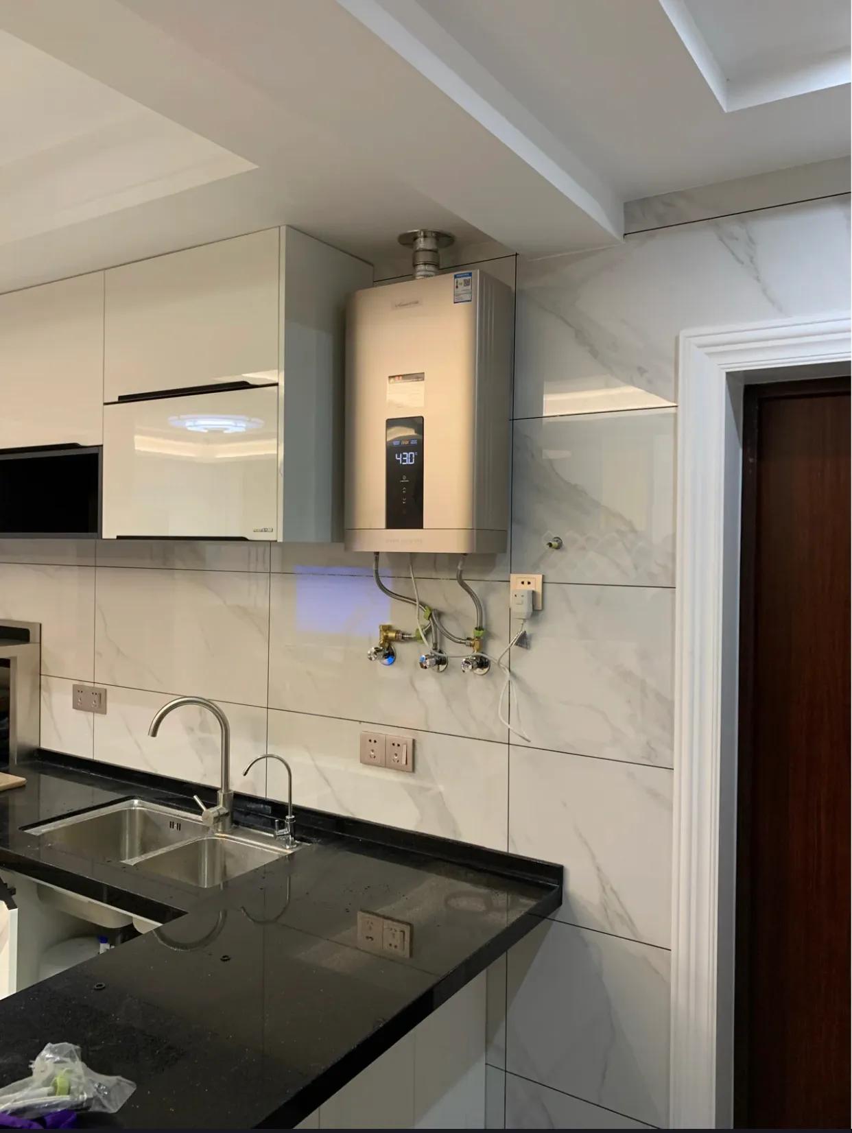 电热水器跟燃气热水器哪个便宜,电热水器和燃气热水器哪个便宜