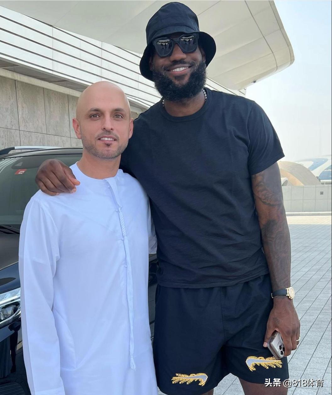 排面!詹皇迪拜度假哈曼丹王储设宴款待,命令数十名保镖护送他购物