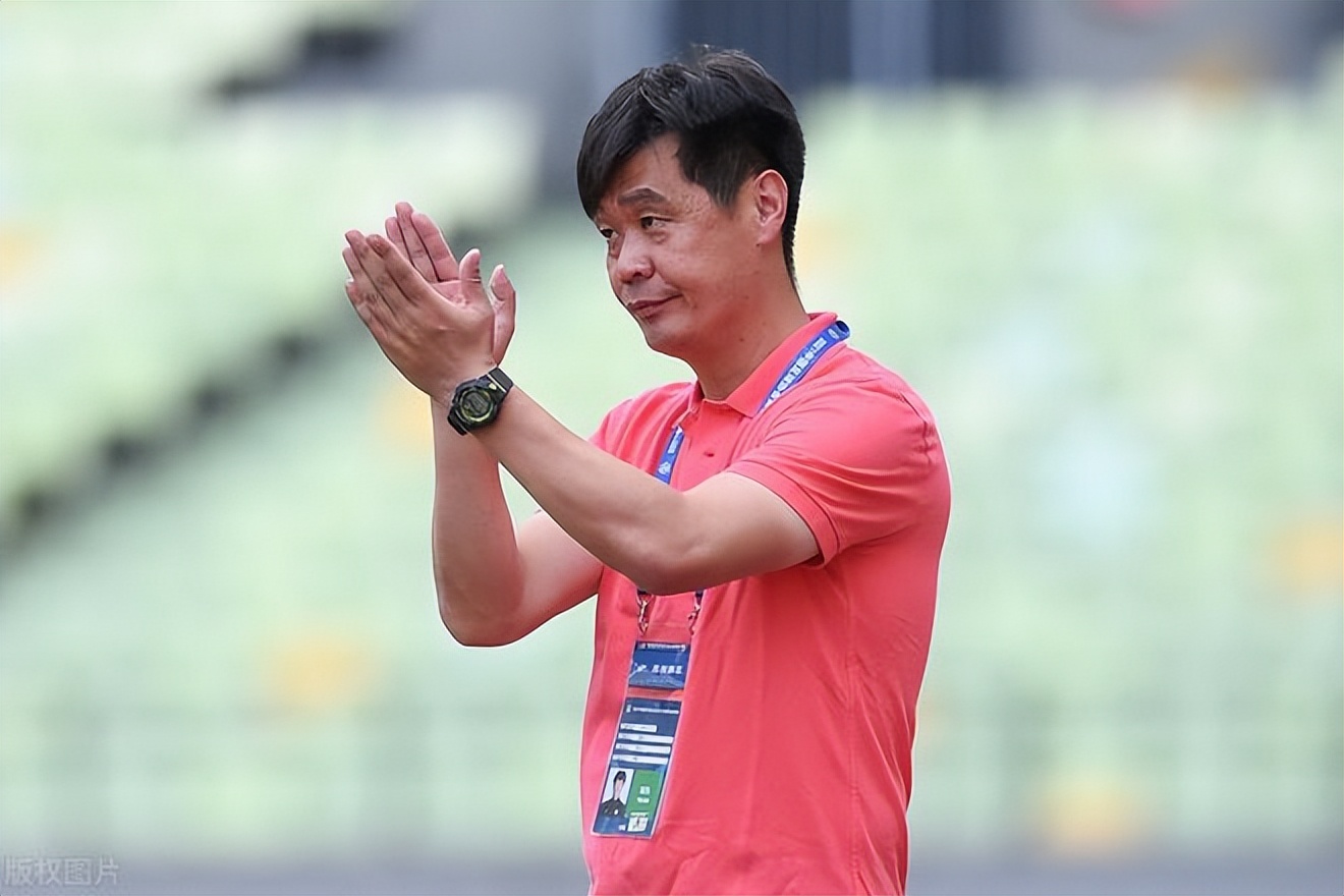 李霄鹏鲁能换帅视频,山东足球李霄鹏最新消息